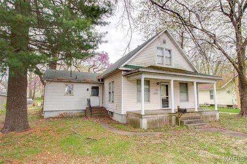 225 Tunison Ave, White Hall, IL, 62092-1237 | Card Image