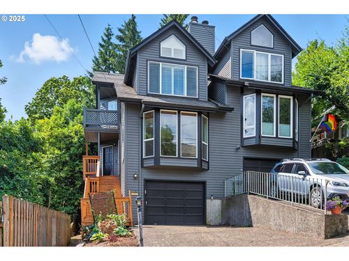 114 S Abernethy St, Portland, OR, 97239-8527 | Card Image