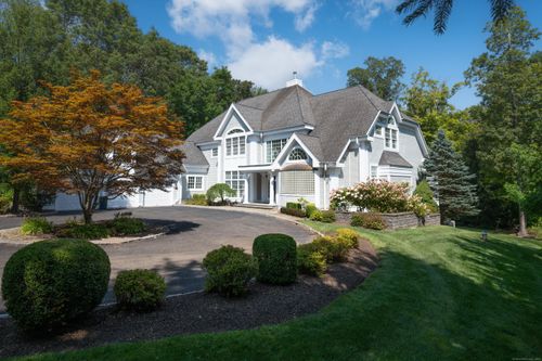 14 Dillman Ct, Ridgefield, CT, 06877-1240 | Card Image