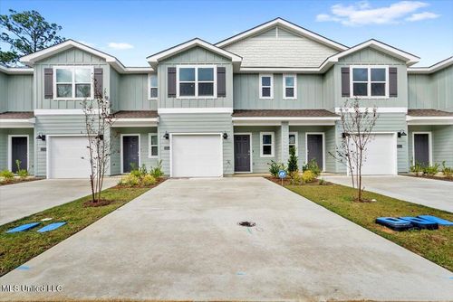 12314 Sinclaire Dr, Gulfport, MS, 39503-1017 | Card Image