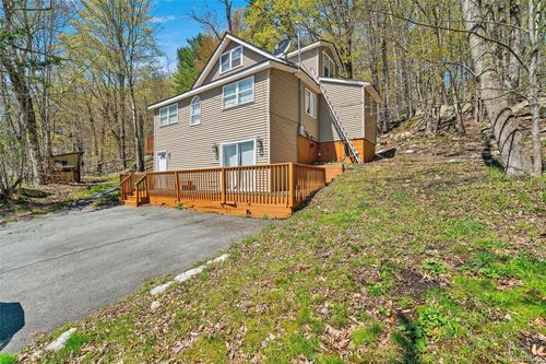 38 Roosevelt Ave, Woodridge, NY, 12789-5658 | Card Image