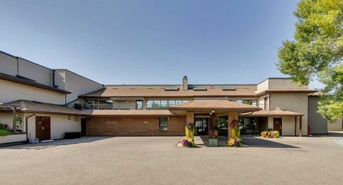 309-2425 90 Avenue Sw, Calgary, AB, T2V4X8 | Card Image