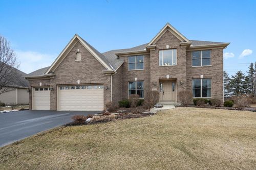 948 Bluestem Dr, Geneva, IL, 60134-3732 | Card Image