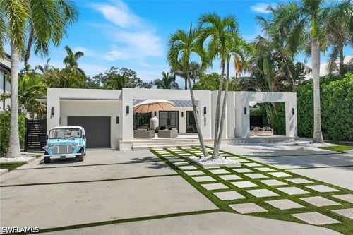 1095 Sandpiper St, NAPLES, FL, 34102-0635 | Card Image