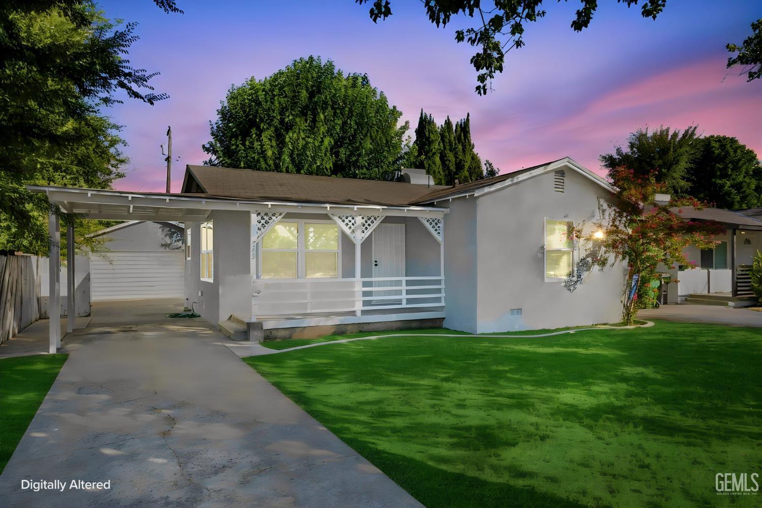 Residential in Shafter 3