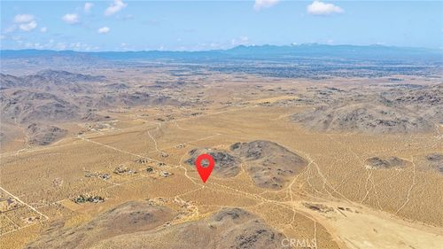 1 Fairview Valley Rd, Apple Valley, CA, 92307 | Card Image