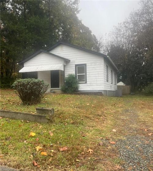 513 Tenth St, Gibsonville, NC, 27249-2034 | Card Image