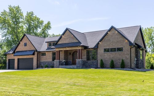 16755 106th Pl N, Maple Grove, MN, 55369-9310 | Card Image