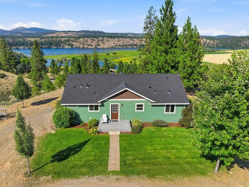 18511 N Sportsman Paradise Ln, Nine Mile Falls, WA, 99026-7700 | Card Image