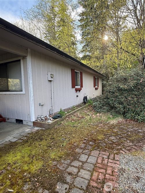 24 E Cross Island Road, Camano Island, WA, 98282 | Card Image