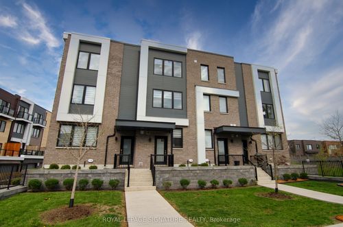 2-90 Stanley Greene Blvd, North York, ON, M3K0C8 | Card Image