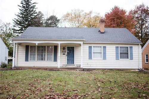 4348 W 202nd St, Fairview Park, OH, 44126-1579 | Card Image