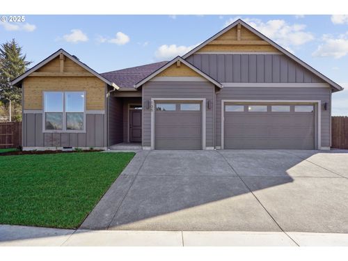135 Se Airedale Ave, La Center, WA, 98629 | Card Image
