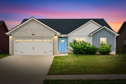 1081 Dublin Dr, Clarksville, TN, 37042-2825 | Card Image