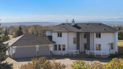 322050 20 Street E, Rural Foothills County, AB, T1S1A2 | Card Image