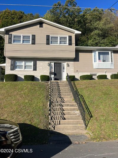 346 S Rock St. Street, House other with 3 bedrooms, 1 bathrooms and null parking in Shamokin PA | Image 1