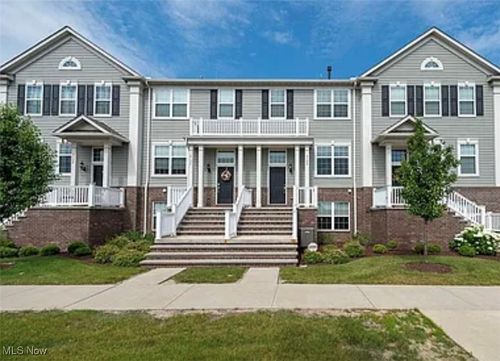 6140 N Pointe Dr, Pepper Pike, OH, 44124-5388 | Card Image