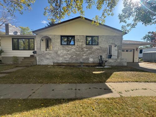 3807 62 Street, Camrose, AB, T4V3B5 | Card Image