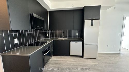 913-10 Abeja St, Concord, ON, L4K0R4 | Card Image