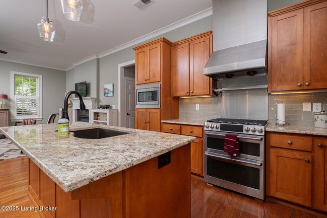 102 - 9508 Norton Commons Blvd, Condo with 2 bedrooms, 2 bathrooms and null parking in Prospect KY | Image 10