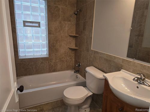 1026 Lakepointe #1 Street, Grosse Pointe Park, MI, 48230 | Card Image