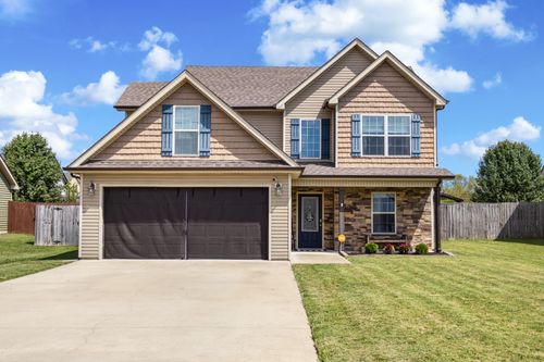571 Tracy Ln, Clarksville, TN, 37040-6541 | Card Image