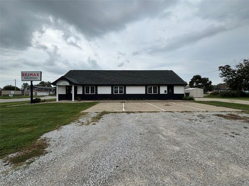 900 1st Ave, Perry, IA, 50220-1703 | Card Image