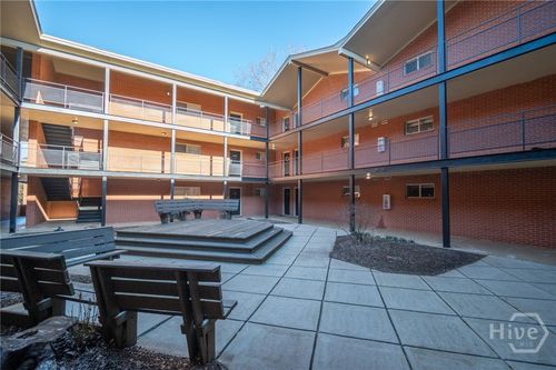b302-250 Little St, Athens, GA, 30605-5439 | Card Image