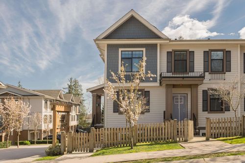 15-1818 Harbour St, Port Coquitlam, BC, V3C0E8 | Card Image