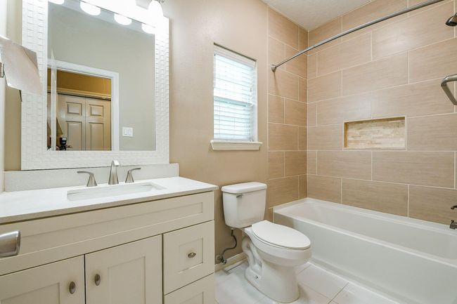 21818 Windsor Castle Dr, House other with 3 bedrooms, 2 bathrooms and 2 parking in Spring TX | Image 29