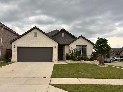 400 Kirkham Dr, Fort Worth, TX, 76131-1782 | Card Image