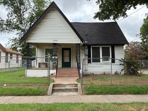 3830 Waldron Ave, Dallas, TX, 75215-3715 | Card Image