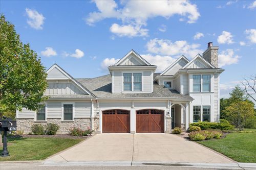 1756 Westbridge Circle, Lake Forest, IL, 60045 | Card Image