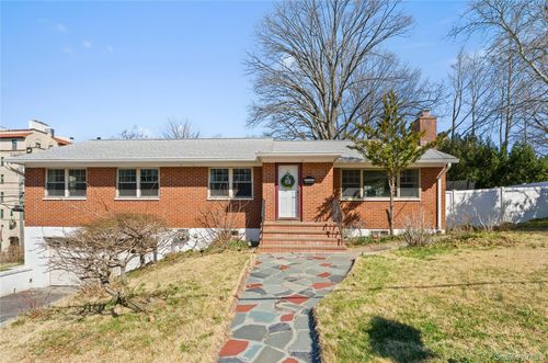 7 Olinda Ave, Hastings On Hudson, NY, 10706-2311 | Card Image