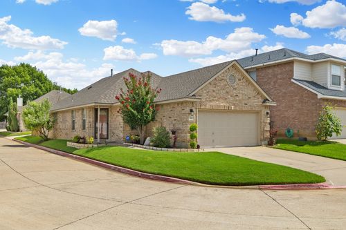 501 Saddle Dr, Euless, TX, 76039-3963 | Card Image