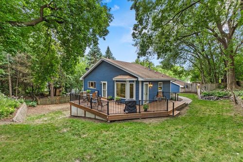 2917 Quebec Ave S, Saint Louis Park, MN, 55426-3250 | Card Image