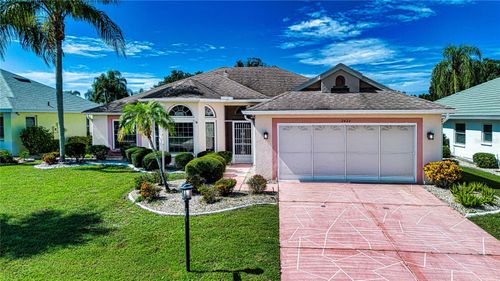 2424 E Del Webb Blvd, SUN CITY CENTER, FL, 33573-6970 | Card Image