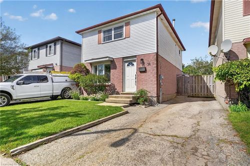 38 Meadow Woods Cres, Kitchener, ON, N2N1S5 | Card Image