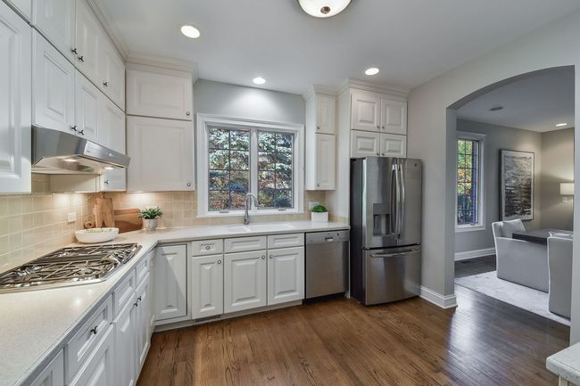 480 - 480 Delnor Glen Dr, Home with 3 bedrooms, 3 bathrooms and 2 parking in St. Charles IL | Image 12