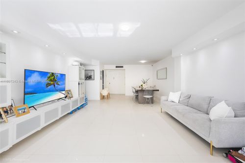 apt-303-1001 91st St, Bay Harbor Islands, FL, 33154-2791 | Card Image