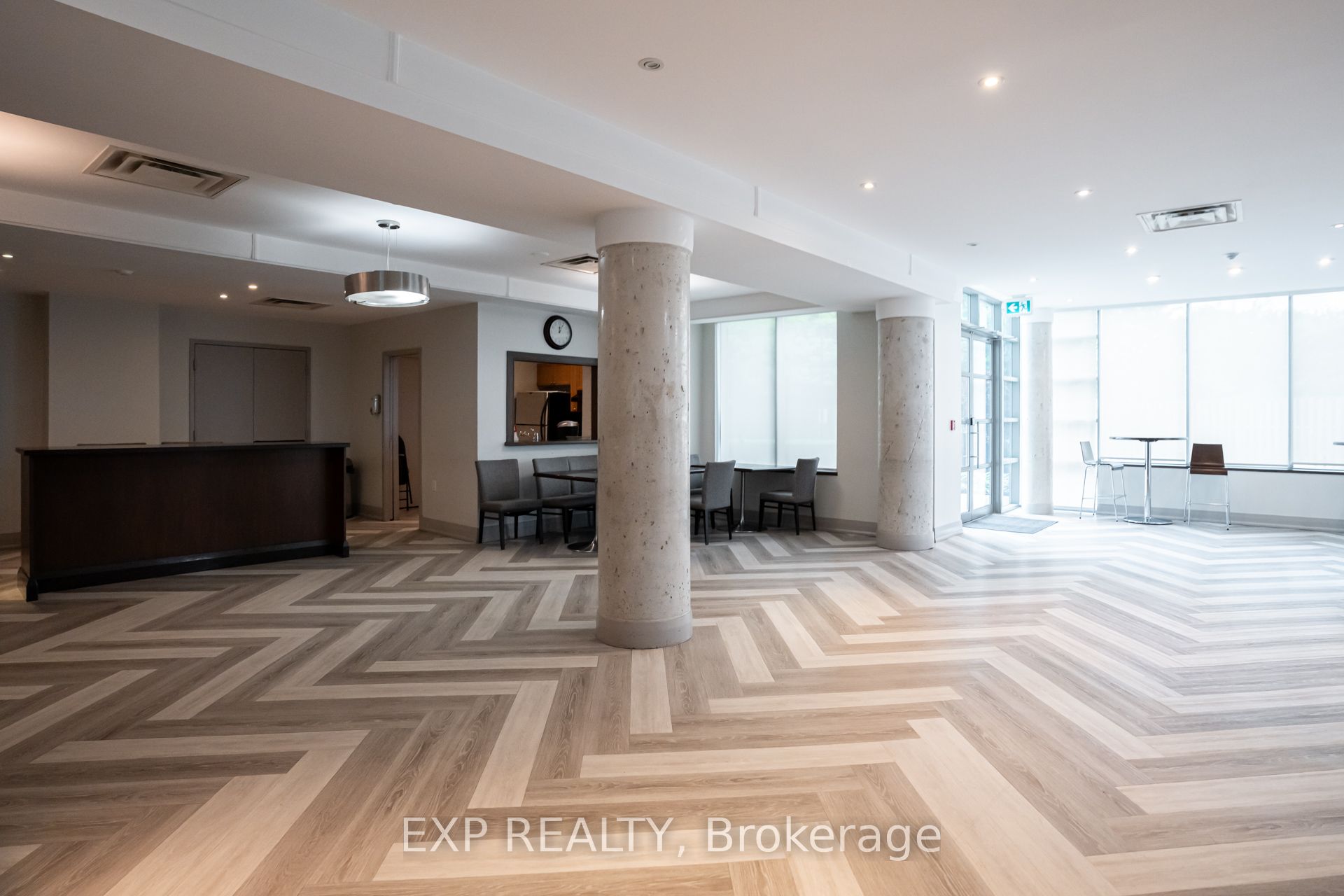 Residential in Toronto C06 3