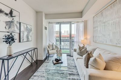 1005 - 225 Sackville St, Condo with 1 bedrooms, 2 bathrooms and 1 parking in Toronto ON | Image 1