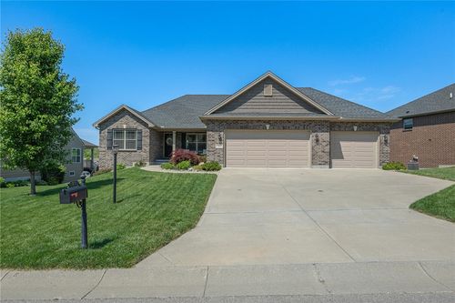 17 Louise Dr, Springboro, OH, 45066-5016 | Card Image
