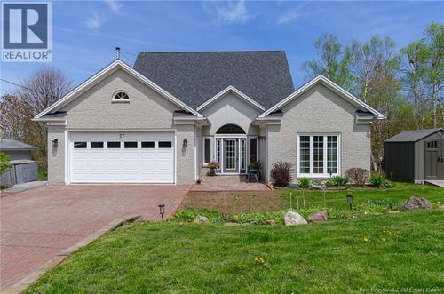 27 Sunset Cres, Grand Bay-Westfield, NB, E5K2W3 | Card Image