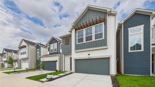 5816 Highland Sky Ln, Houston, TX, 77091-2143 | Card Image