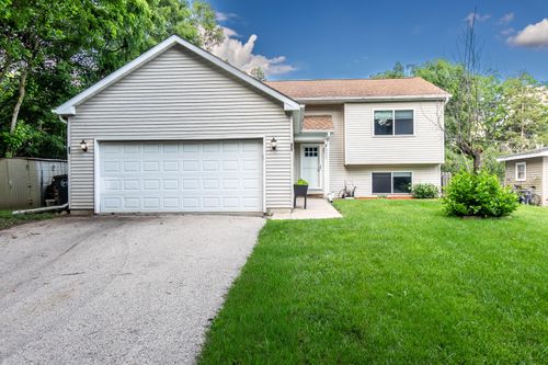 9033 271st Ave, Salem, WI, 53168-9436 | Card Image
