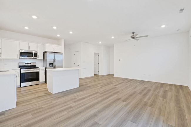 80-web-or-mls-459 E 127th Ave - Walker M | Image 7