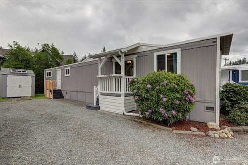 16-45800 Se North Bend Way, North Bend, WA, 98045 | Card Image