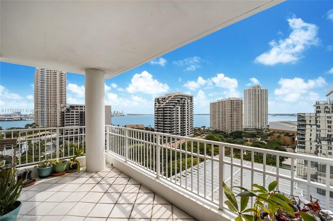 APT-1510 - 701 Brickell Key Blvd, Condo with 2 bedrooms, 3 bathrooms and null parking in Miami FL | Image 17