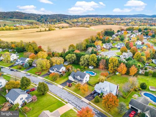 107 Mina Dr, MIDDLETOWN, MD, 21769-7849 | Card Image